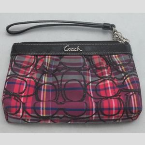 NWOT! Coach Tartan Signature Wristlet in Plaid